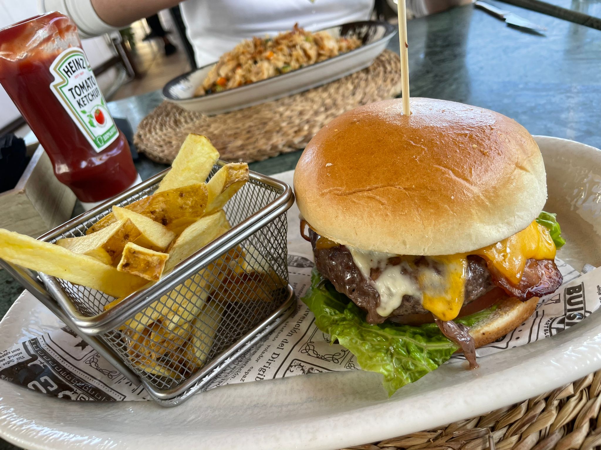 Angus Burger - Exoticca Marbella Mediterranean restaurant